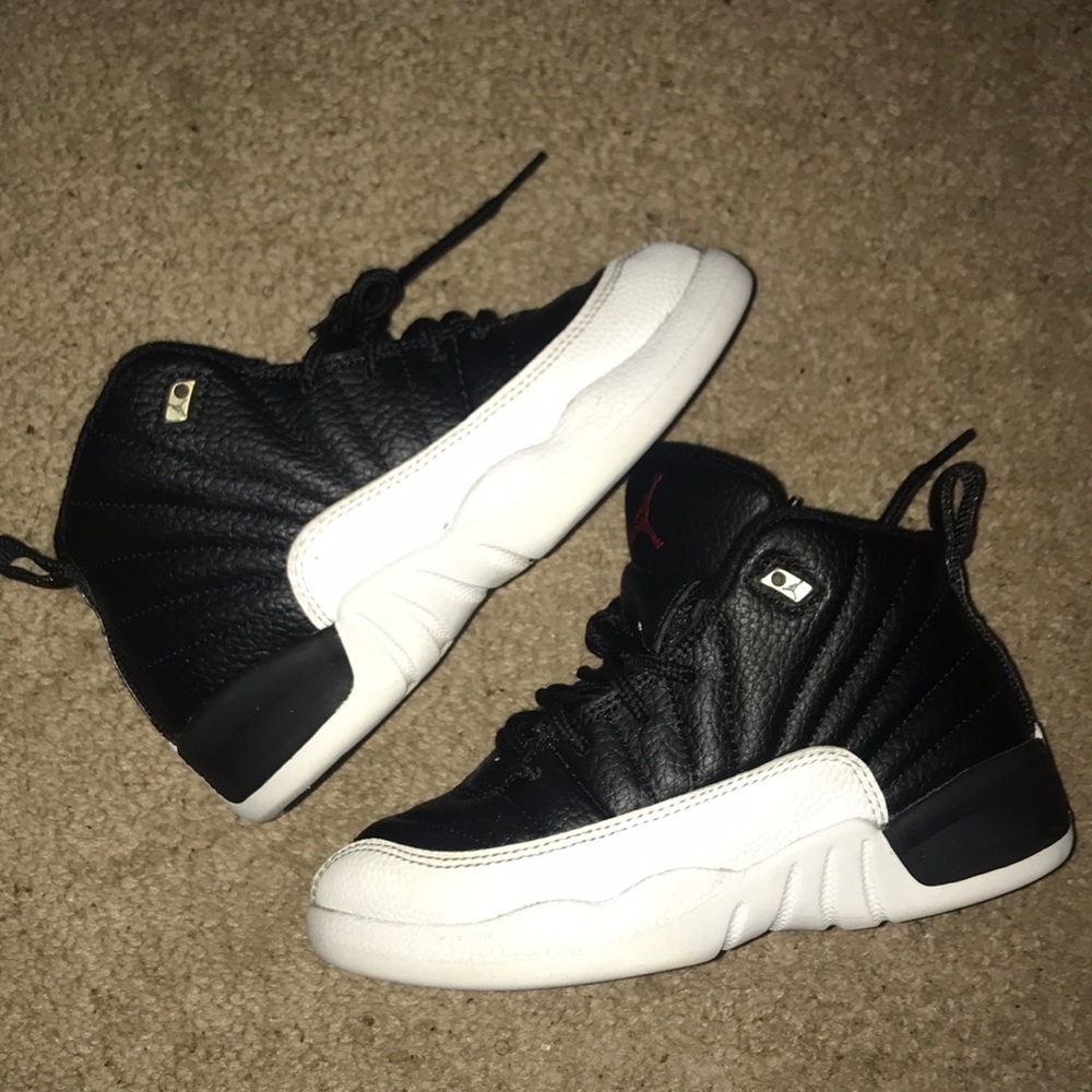 Kids air Jordan playoff 12s 12C 12T